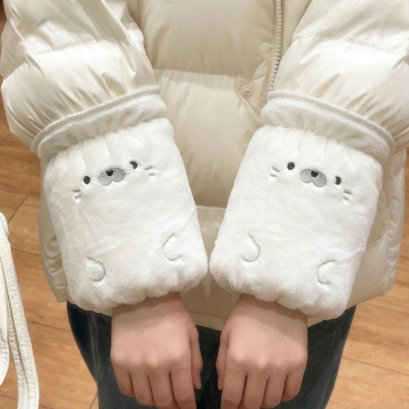 可爱卡通海豹袖套秋冬女款羽绒服办公室防脏护袖工作毛绒袖头套袖图片