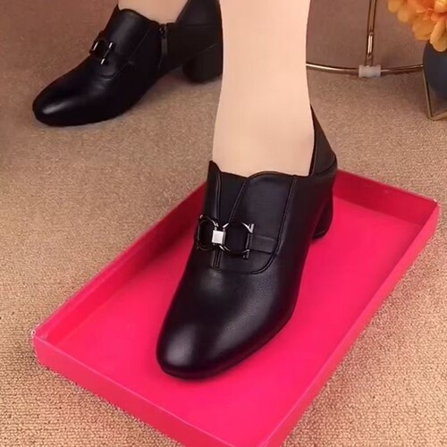 意尔康心选2026春秋新款英伦风小皮鞋粗跟单鞋女软皮黑色舒适软底