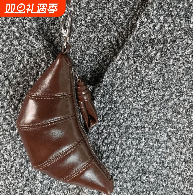 新款小众轻奢挂脖牛角包新款油蜡零钱包钥匙多功能复古挂脖零钱包