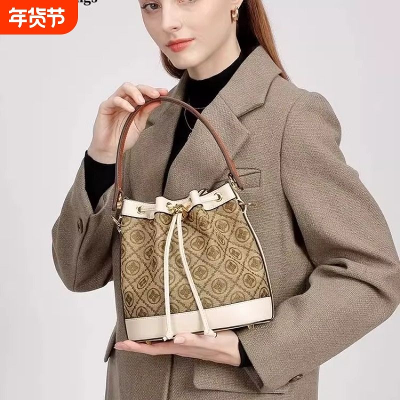 包包女2026新款抽绳水桶包老花休闲单肩斜挎包高级感手提包送对象,箱包皮具/热销女包/男包,水桶包,淘宝优惠券,粉丝福利购,淘宝优惠卷