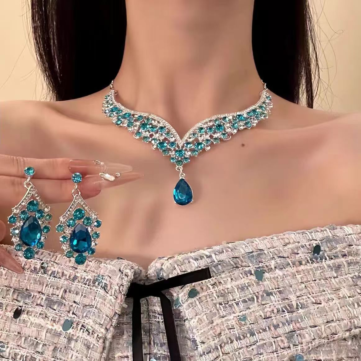 夸张蓝色水滴锆石项链婚纱礼服晚宴配饰耳环套装锁骨颈链