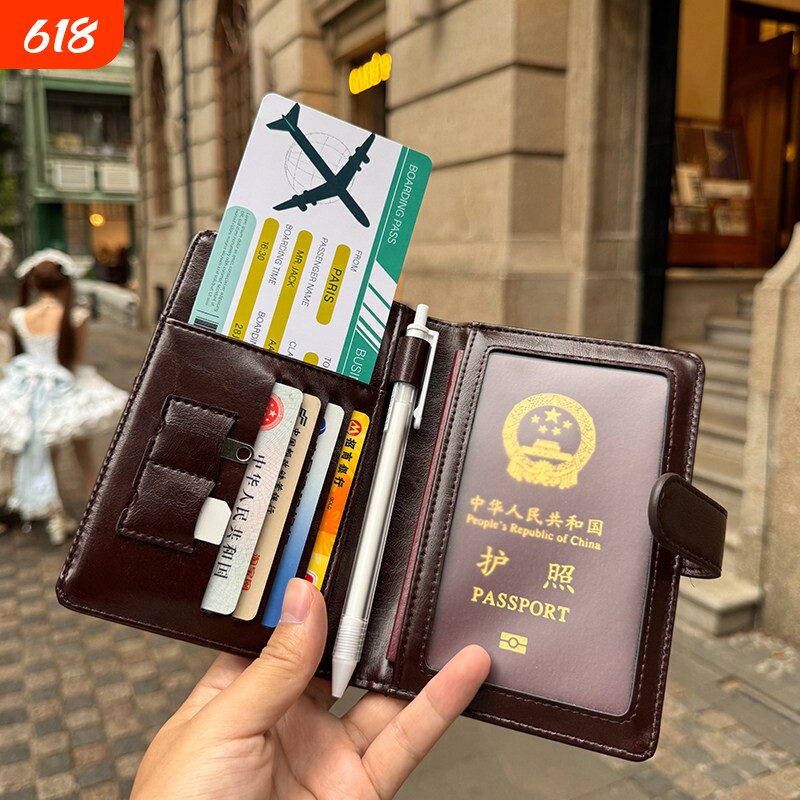 新款防盗刷护照夹钱包一体男女士出国旅行卡包证件护照收纳包红色