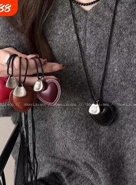 时尚博主fever同款皮质爱心项链网红小众高级感秋冬毛衣链配饰女