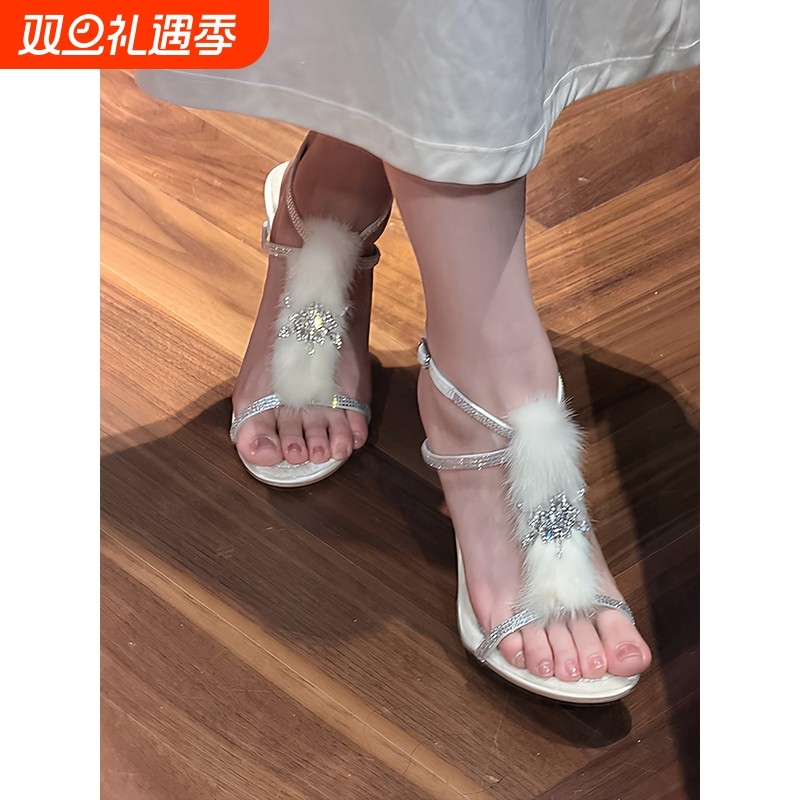 2025新款露趾水钻貂毛一字扣带凉鞋仙女风性感水晶毛毛细跟高跟鞋