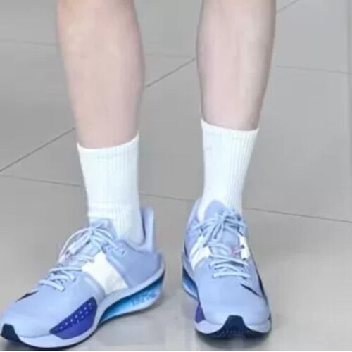 现货新款Rival Fly 4舒适百搭低帮户外跑步鞋男女运动休闲鞋