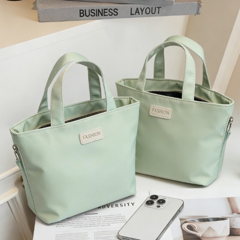 迷你手提小包2025纯色轻薄女包防泼水小布包时尚化妆包简约手拎包