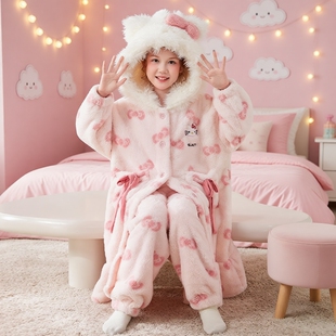 秋冬季珊瑚绒女童睡衣2025加厚保暖卡通KT猫儿童法兰绒睡袍家居服