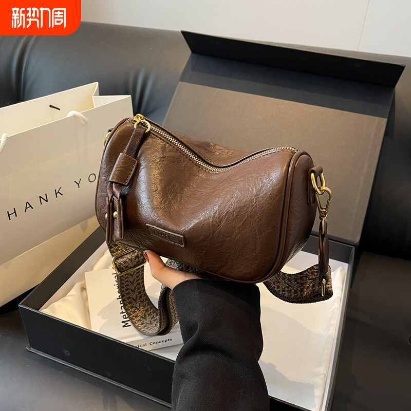 美拉德复古包包女2025新款春季高级感小众马鞍小包百搭单肩斜挎包