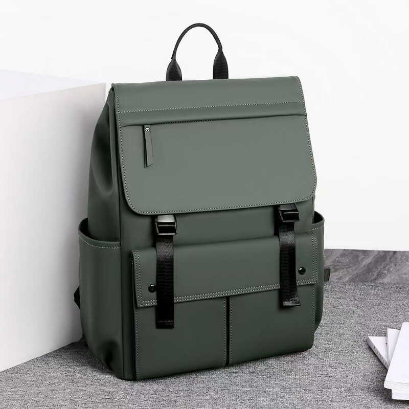 2026年质感男士双肩背包休闲青年简约大容量防水通勤书包电脑包