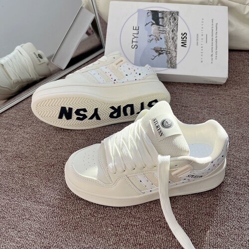 鞠婧祎同款米色面包鞋ins2025秋季新款校园百搭学生运动休闲板鞋