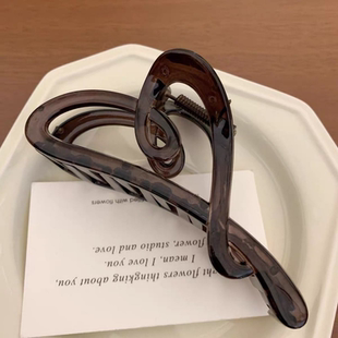 许我耀眼赵露思许妍同款 爱心抓夹高级感后脑勺盘发鲨鱼夹发夹头饰