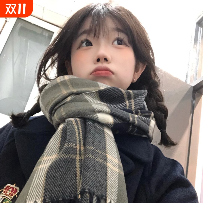 2025新款围巾女生冬季小众格子冬天爆款围脖百搭学生加厚保暖韩版