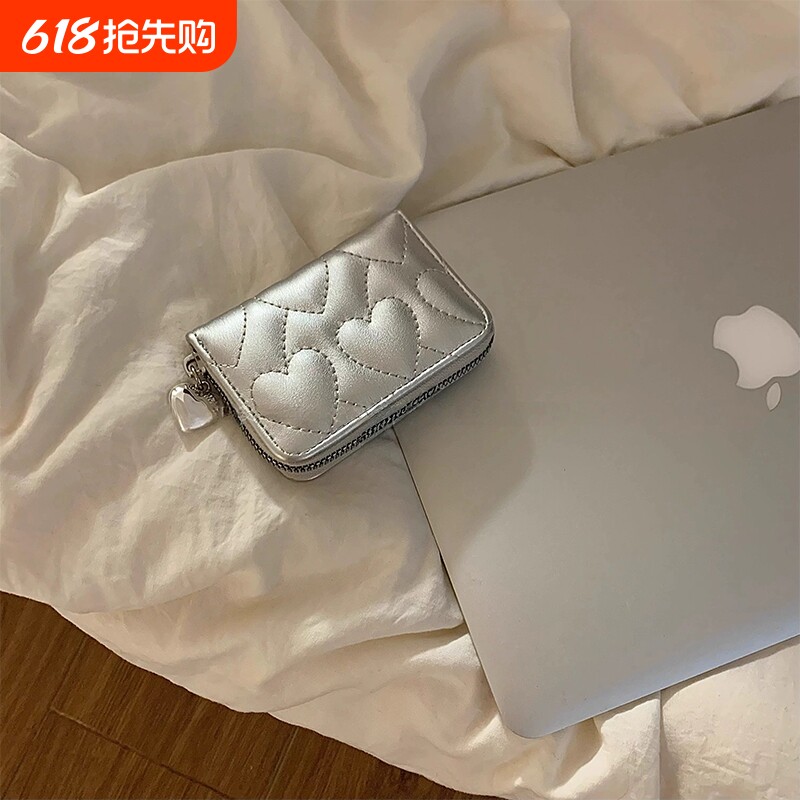 日韩超火爆褶皱纹三折叠女士钱包ins简约包小巧按扣多卡位零钱包