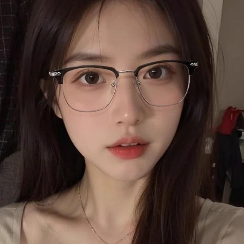 早八通勤半框近视眼镜女学生防蓝光防辐射眉线半框不挑脸型平光镜