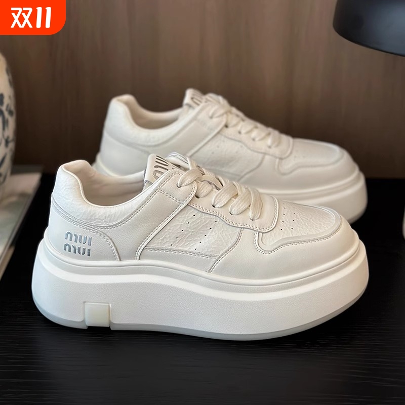 百搭运动休闲鞋轻便系带板鞋