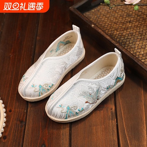 老北京手工汉服鞋|175人收藏