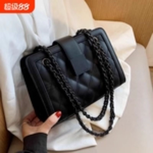 春夏季百搭单品刺绣包包时尚通勤小众大容量单肩少女心手提袋