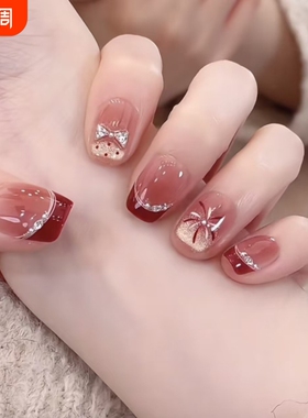 秋冬显白红色法式短款穿戴甲过年温柔蝴蝶结波点猫眼指甲贴烟花