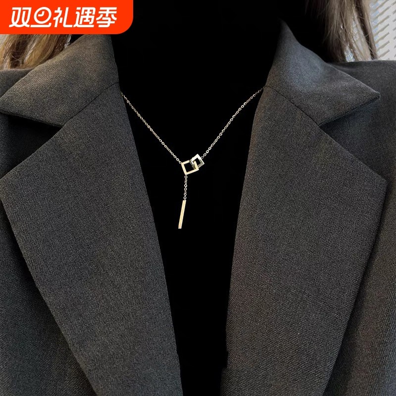 钛钢不掉色装饰项链女款轻奢高级感新款毛衣链搭配衣服的t恤配饰