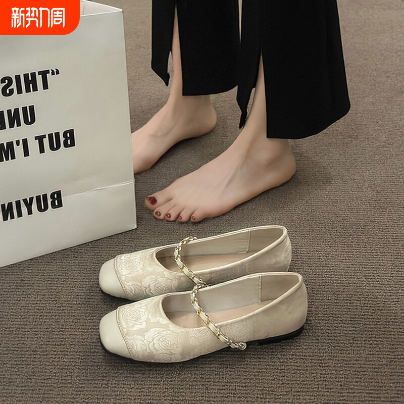 单鞋女新中式2026国风春秋季新款平底配裙子刺绣旗袍玛丽珍鞋黑色