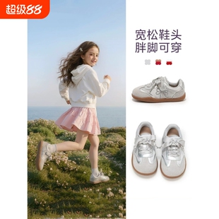女童鞋子春2026新款儿童运动鞋女宝德训鞋银色板鞋宝宝休闲鞋春款