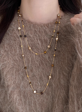 美拉德虎眼石珍珠项链女秋冬季2025爆款百搭轻奢高级感长款毛衣链