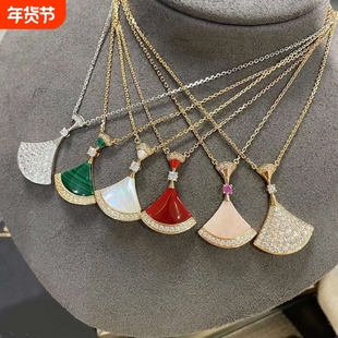 小裙子项链白贝母女小扇子轻奢礼物送女友新款高级感锁项链