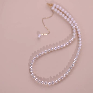 诸暨淡水无核珍珠项链爆款小米珠颈链轻奢气质女锁骨链黄金正圆