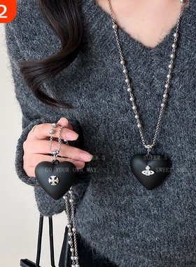 黑色爱心土星珍珠项链女西太后长款挂脖毛衣链秋冬设计高级感配饰