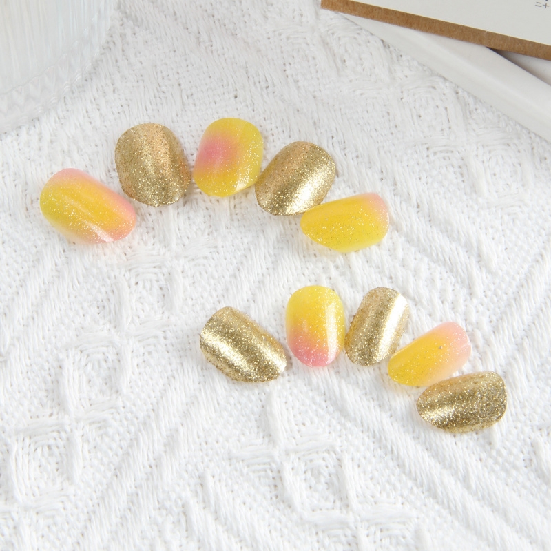 晕染儿童穿戴甲黄色闪粉亮晶晶免胶水自粘胶24片背胶安全环保