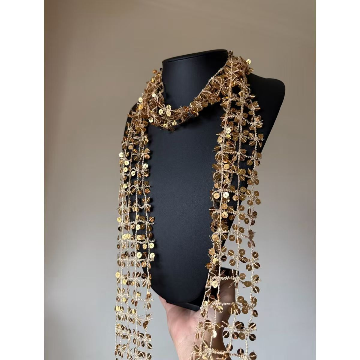 欧美风个性设计亮片围巾潮流风辣妹街头穿搭多色编织镂空项链时尚