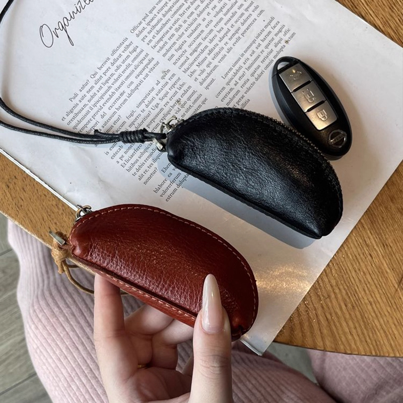 挂脖迷你卡包毛衣链2025新款小巧精致配饰零钱包挂件纯色小包项链