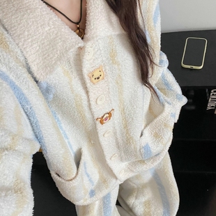 半边绒维尼熊保暖锁温睡衣女款秋冬可爱家居服套装新款红色黑色