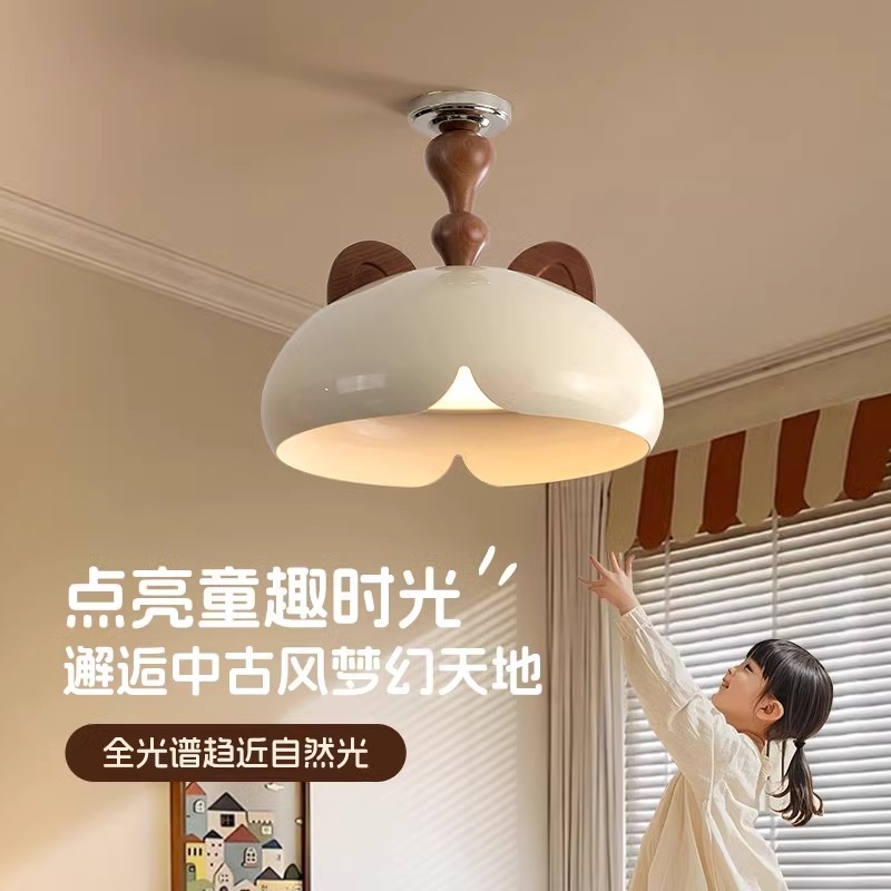 法式奶油风吊灯卧室灯2025新款主卧中古小熊护眼男女孩儿童吸顶灯