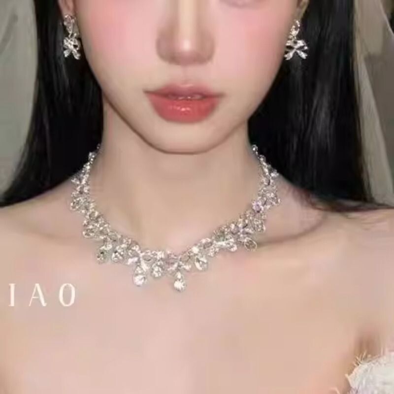 法式复古新娘水滴流苏项链耳环套装高级感结婚婚纱配饰品耳钉锁骨