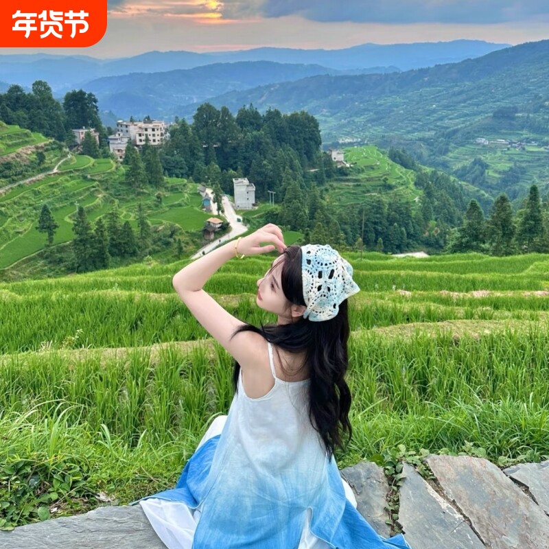 2025新款田园头巾三角巾女旅游镂空发带头饰海边三角形扎染川西