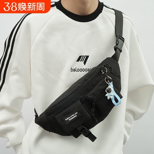 斜挎包男胸包2026新款潮牌时尚运动骑行单肩包休闲通勤小背包腰包