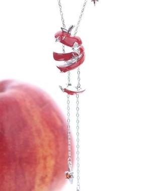 苹果切片项链女红色苹果吊坠颈链小众设计高级感甜酷锁骨链