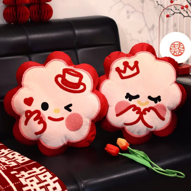 结婚喜字抱枕一对压床娃娃图片
