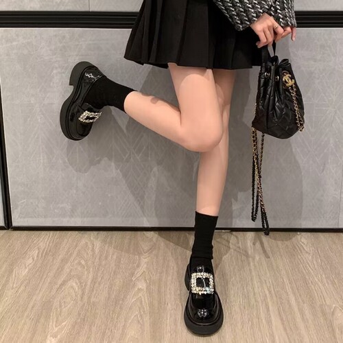 意尔康心选乐福鞋女2026新款春秋圆头方扣水钻厚底单鞋复古英伦风