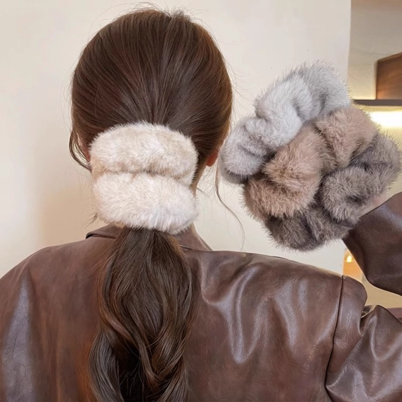 软乎乎仿貂毛毛绒发圈大肠冬季发绳女扎头发头绳高弹力皮筋发饰