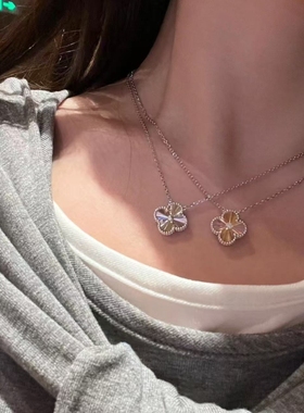 新款圣诞款幸运草项链镭射镭射耳钉镭射手链玫