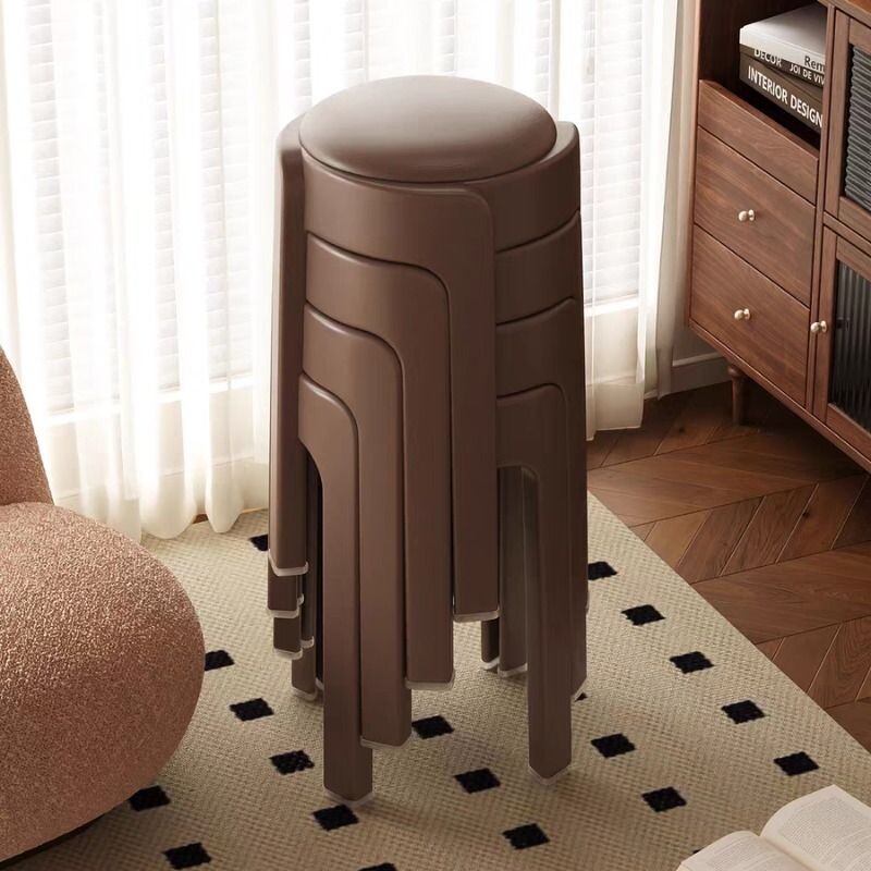 2026新款中古风软包塑料餐椅家用结实耐用凳子方可椅子堆叠奶油