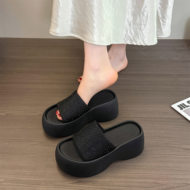 松糕厚底增高夹趾凉拖鞋女夏外穿人字拖2025新款时尚黑色沙滩凉鞋