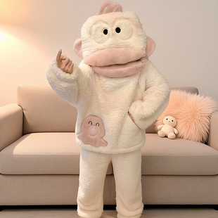 丑鱼睡衣套装秋冬珊瑚绒加厚保暖家居服可外穿连体白色鞋子外出