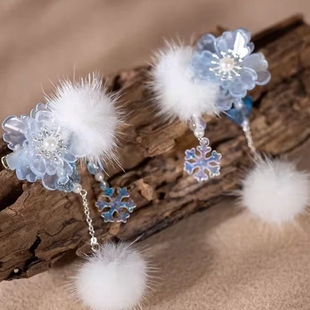 冬季新款毛球雪花对夹汉服蓝色发饰头饰可爱女童发夹仙气古装配饰