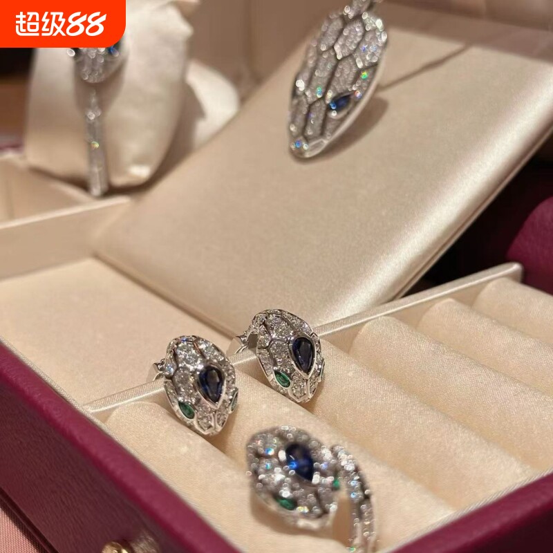 全新高定品质18k金灵蛇手镯女满钻蛇头项链耳环红蓝宝石蛇形戒指图片