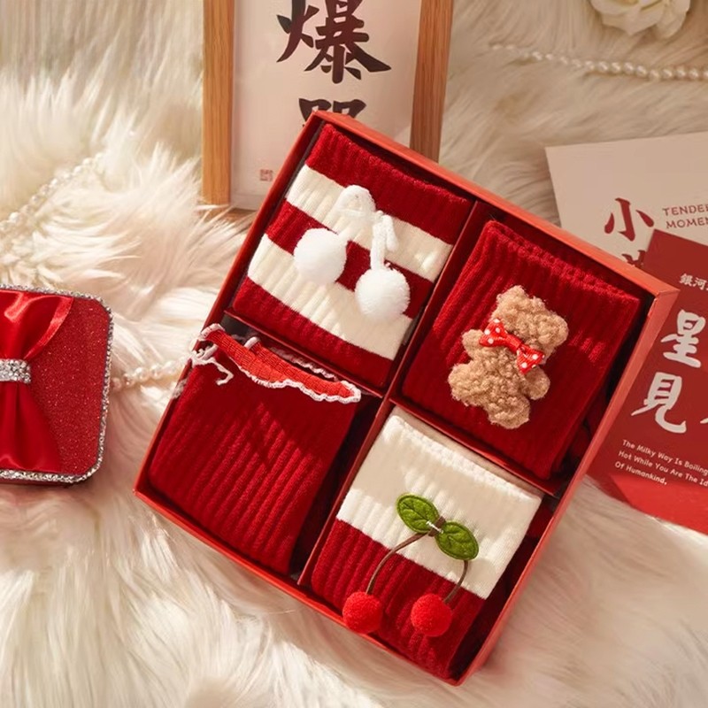 大红袜子女士新年袜秋冬季可爱棉袜圣诞女袜ins中筒新年红高颜值,女士内衣/男士内衣/家居服,中筒袜,淘宝优惠券,粉丝福利购,淘宝优惠卷