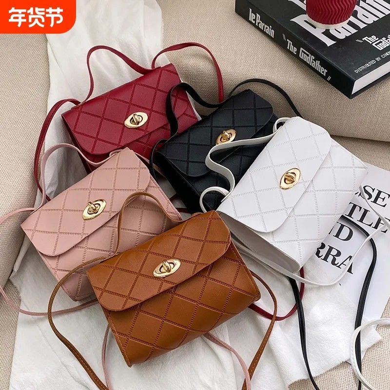 包包女百搭森系小挎包菱格压花小包中老年手机包休闲简约包包礼物