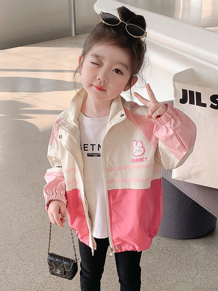 品牌专柜女童外套春秋款2025新款时髦儿童洋气衣服宝宝网红冲锋衣